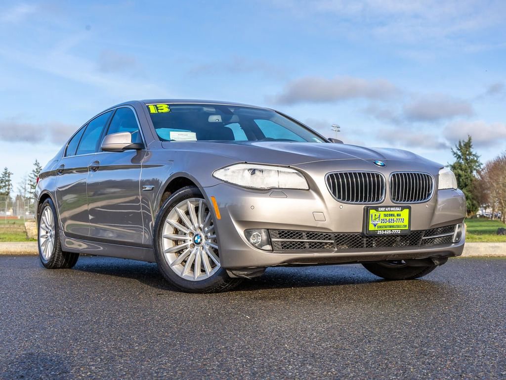 Used 2013 BMW 535i xDrive Sedan image 9