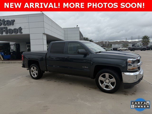 Used 2017 Chevrolet Silverado 1500 LT w/ Texas Edition image 2
