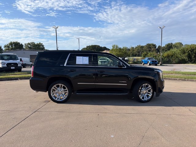 Used 2017 GMC Yukon SLT w/ Premium Edition AWD/4WD image 6