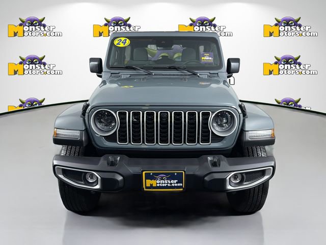 Used 2024 Jeep Wrangler Unlimited Sahara w/ Technology Group AWD/4WD image 2