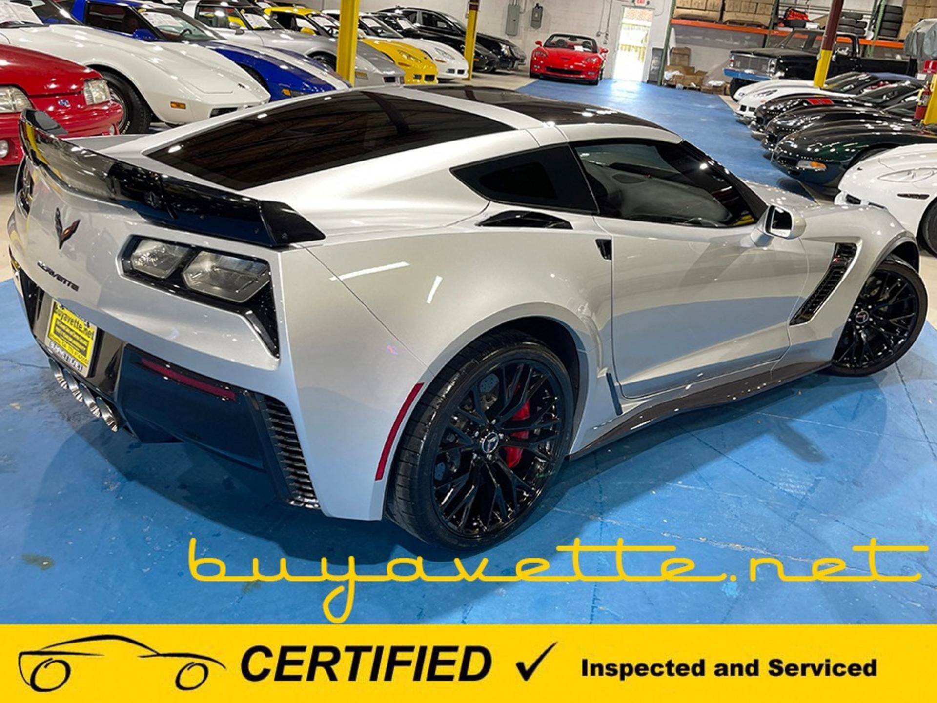 Used 2015 Chevrolet Corvette Z06 w/ 3LZ Preferred Equipment Group RWD video 2