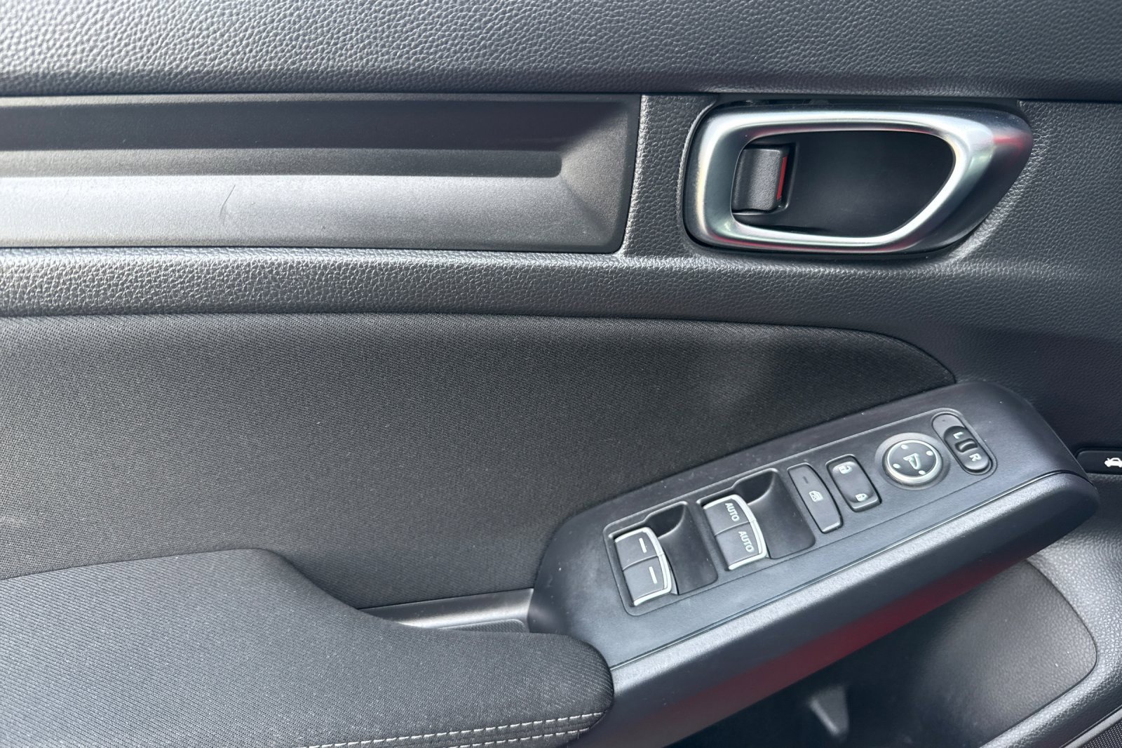 Used 2022 Honda Civic Sport image 11