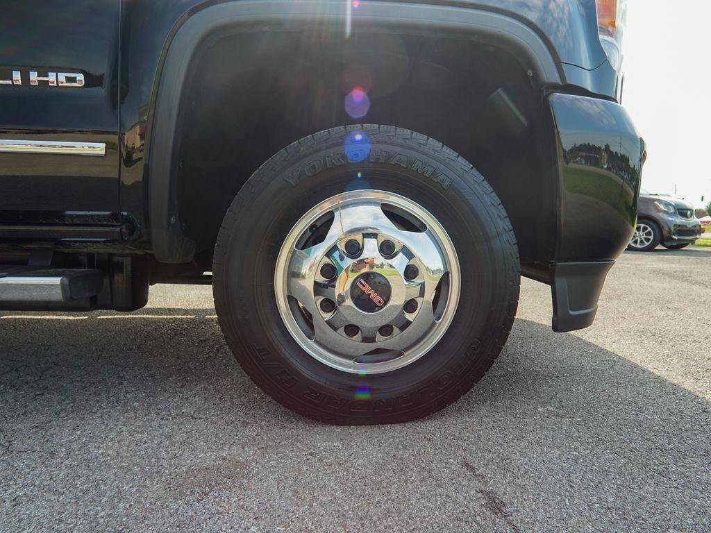 Used 2015 GMC Sierra 3500 Denali AWD/4WD image 11