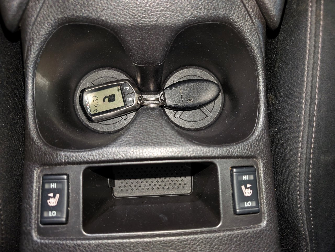 Used 2015 Nissan Rogue SV w/ SV Premium Package image 43