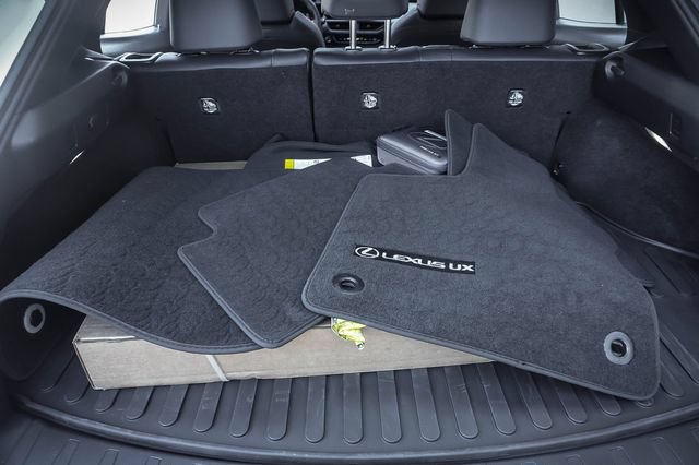 Certified 2025 Lexus UX 300h FWD image 23