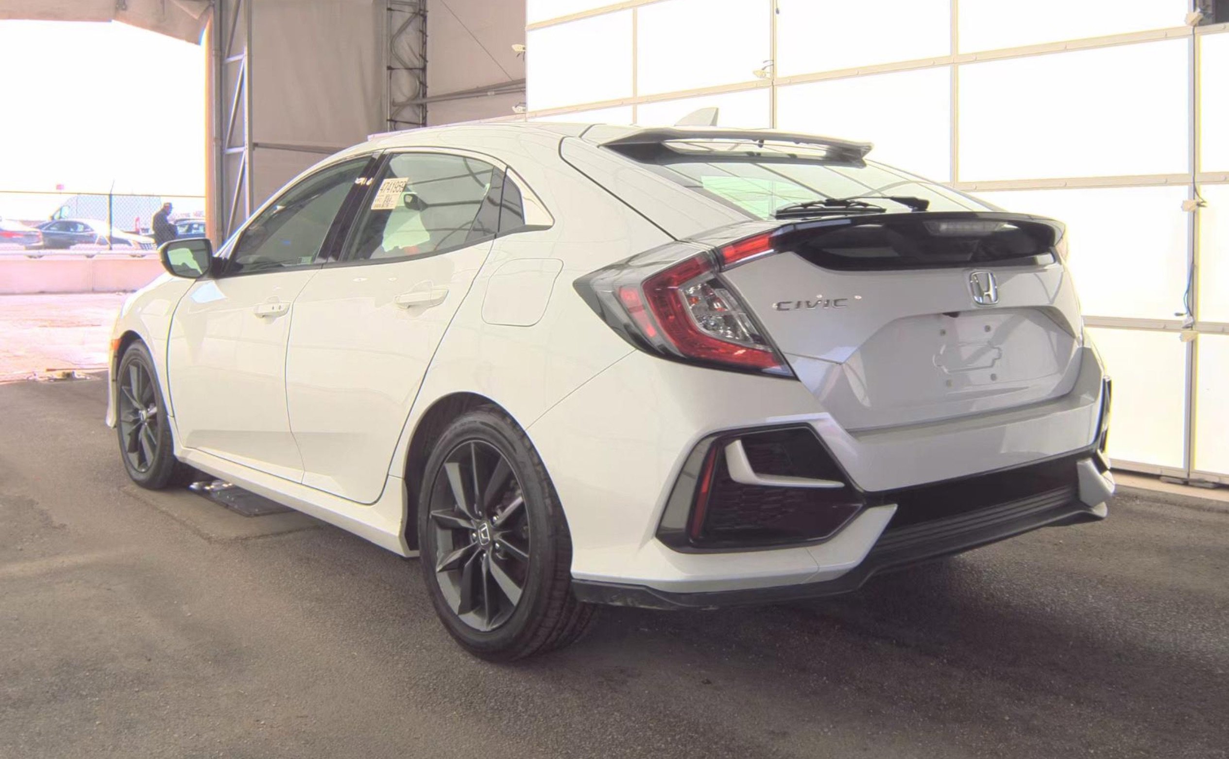 Used 2020 Honda Civic EX-L image 3