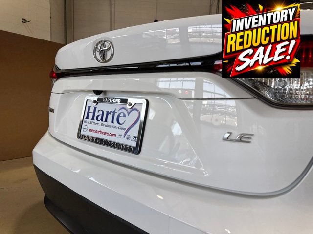 Used 2022 Toyota Corolla LE FWD image 31