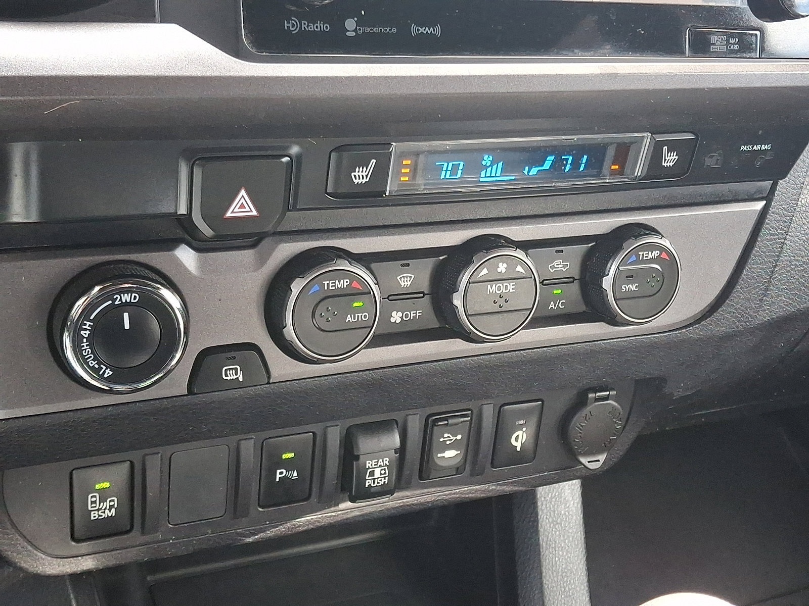 Used 2019 Toyota Tacoma TRD Off-Road w/ TRD Premium Off Road Package image 15