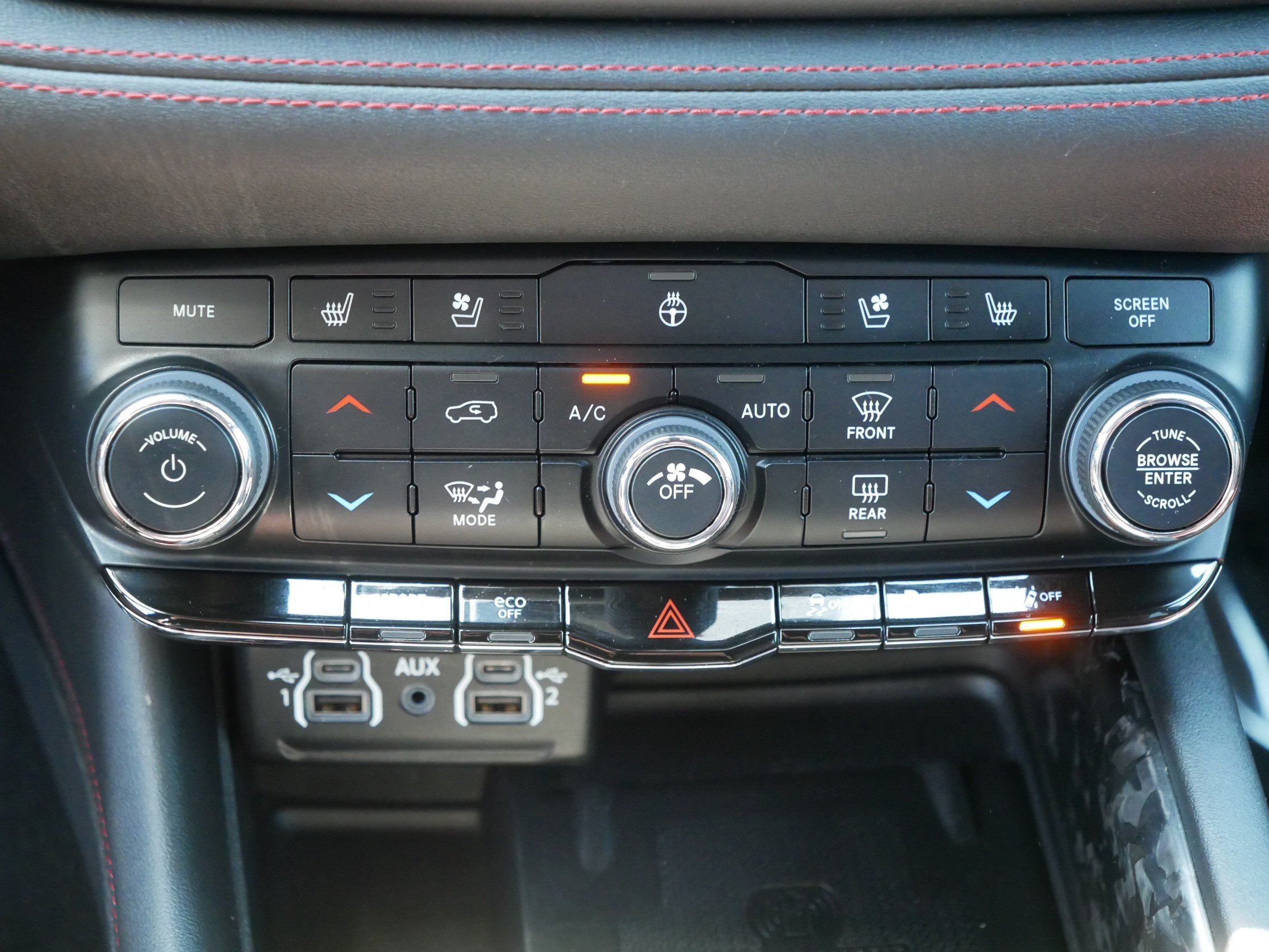 Used 2024 Dodge Durango R/T AWD/4WD image 23