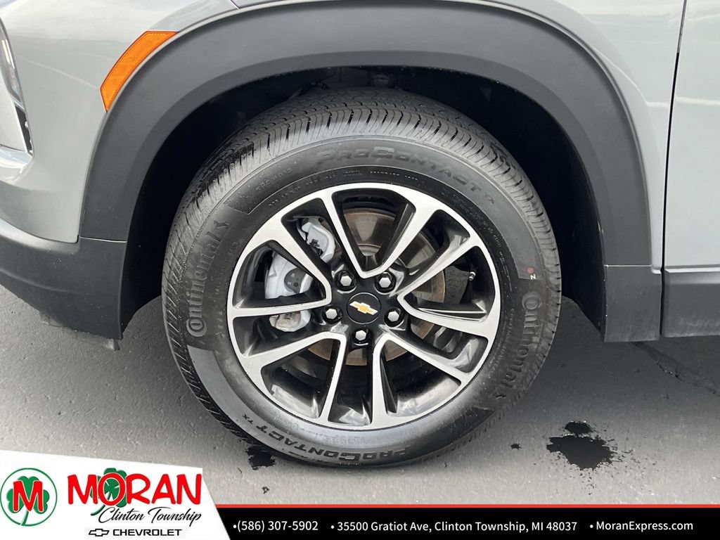 Used 2025 Chevrolet TrailBlazer LT AWD/4WD image 10
