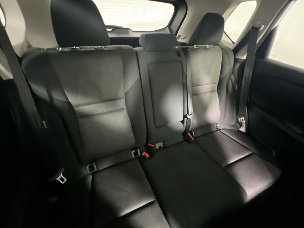 Used 2024 Nissan Rogue SV AWD/4WD image 29