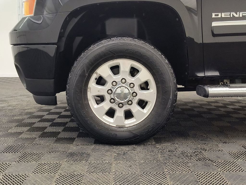 Used 2012 GMC Sierra 3500 Denali image 11