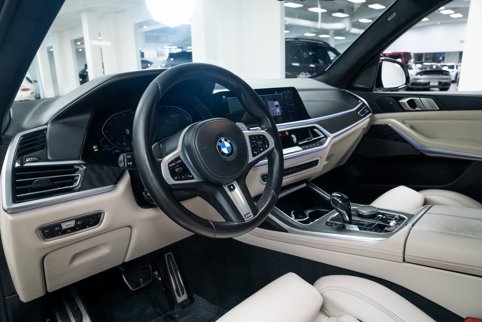 Used 2021 BMW X7 xDrive40i w/ M Sport Package image 19