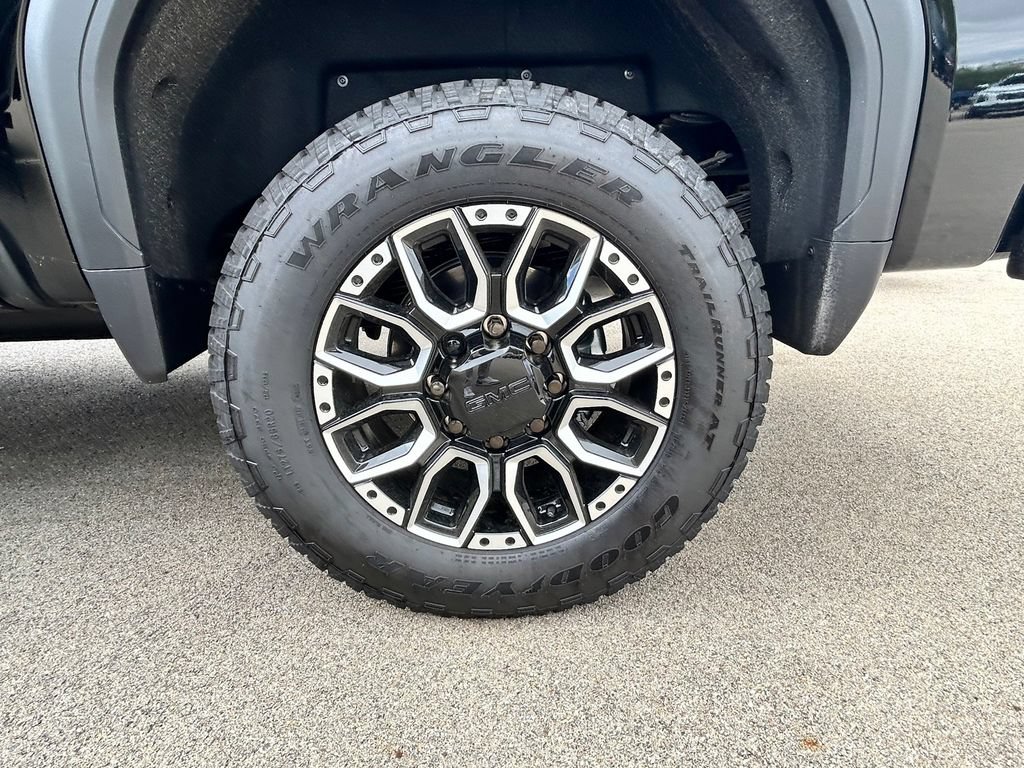 New 2026 GMC Sierra 3500 Denali Ultimate AWD/4WD image 42