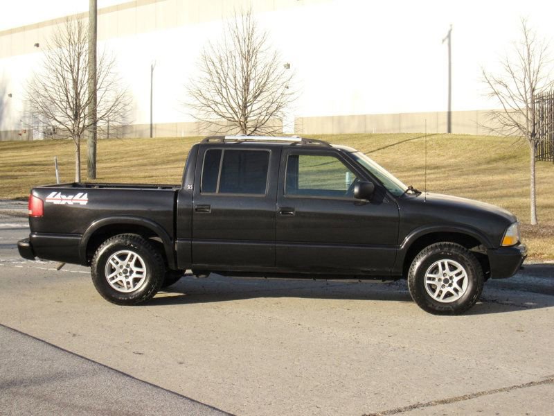 Used 2002 GMC Sonoma SLS w/ ZR5 Appearance Pkg image 9