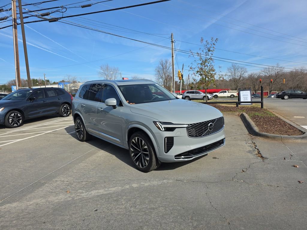 New 2026 Volvo XC90 T8 Plus image 1