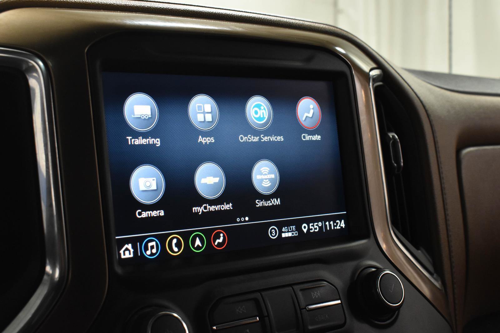 Used 2020 Chevrolet Silverado 1500 High Country image 16