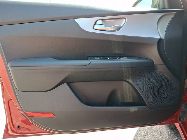 Certified 2023 Kia Forte LXS FWD image 12