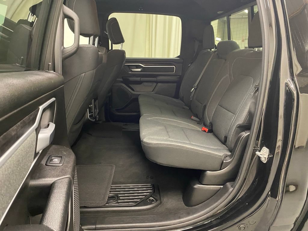 Used 2022 RAM 1500 Big Horn AWD/4WD image 16
