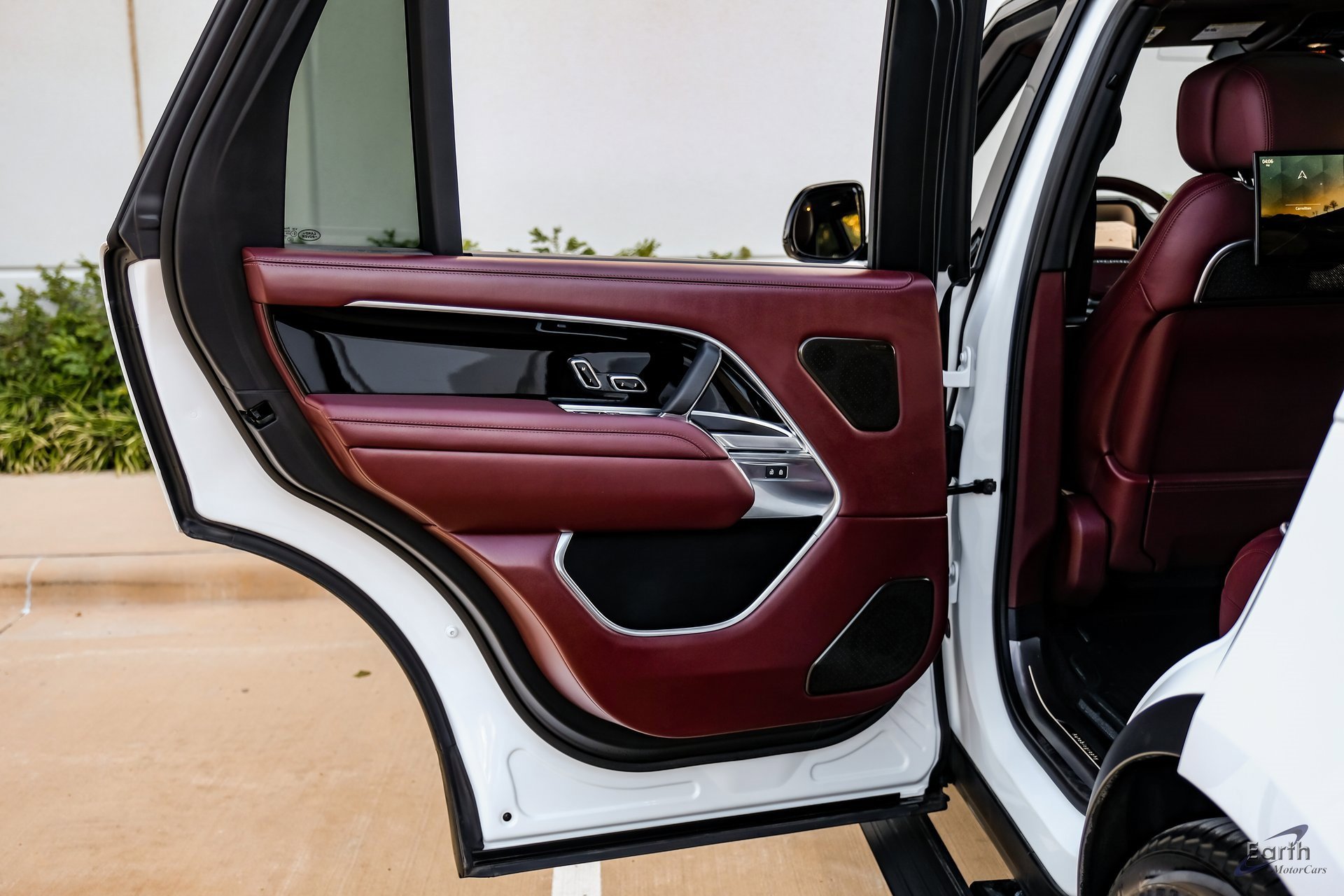 Used 2023 Land Rover Range Rover Long Wheelbase Autobiography image 86