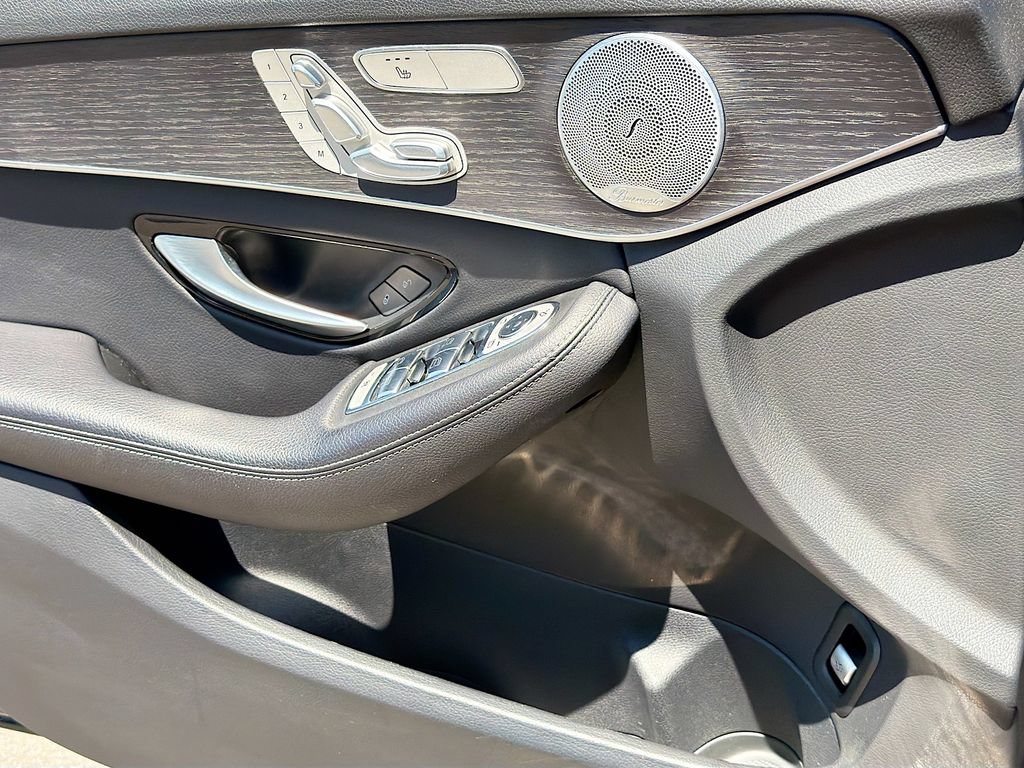 Used 2021 Mercedes-Benz C 300 4MATIC Sedan image 23