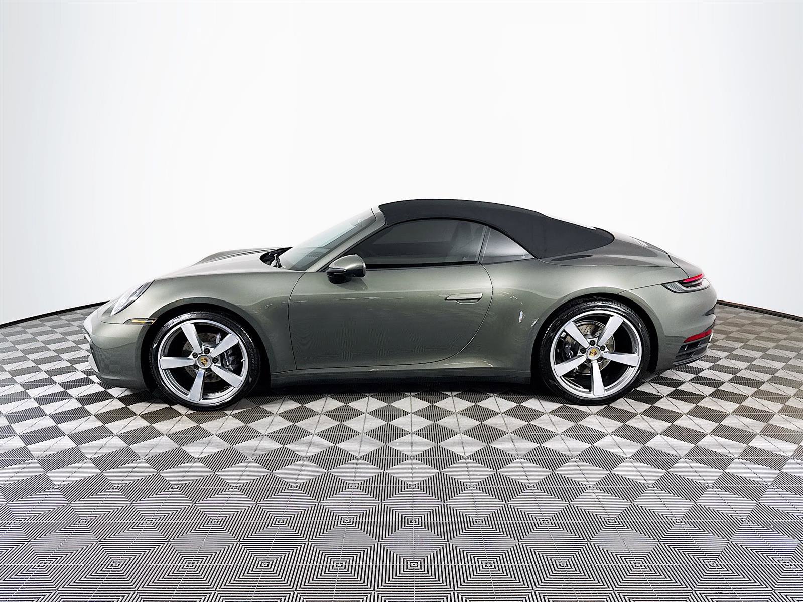 Used 2020 Porsche 911 Carrera image 8