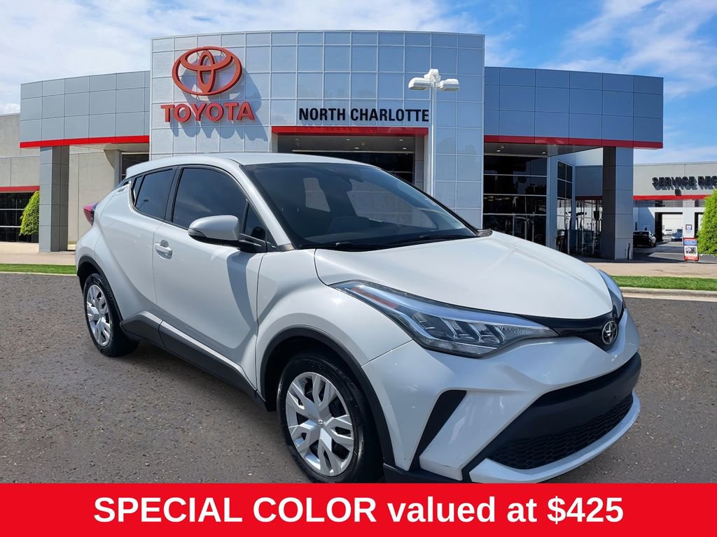 Used 2021 Toyota C-HR LE image 1