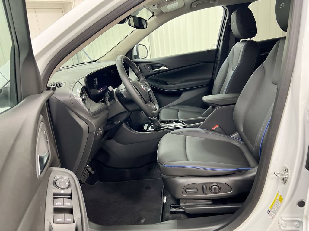 New 2026 Buick Encore GX Sport Touring w/ Comfort Package FWD image 19