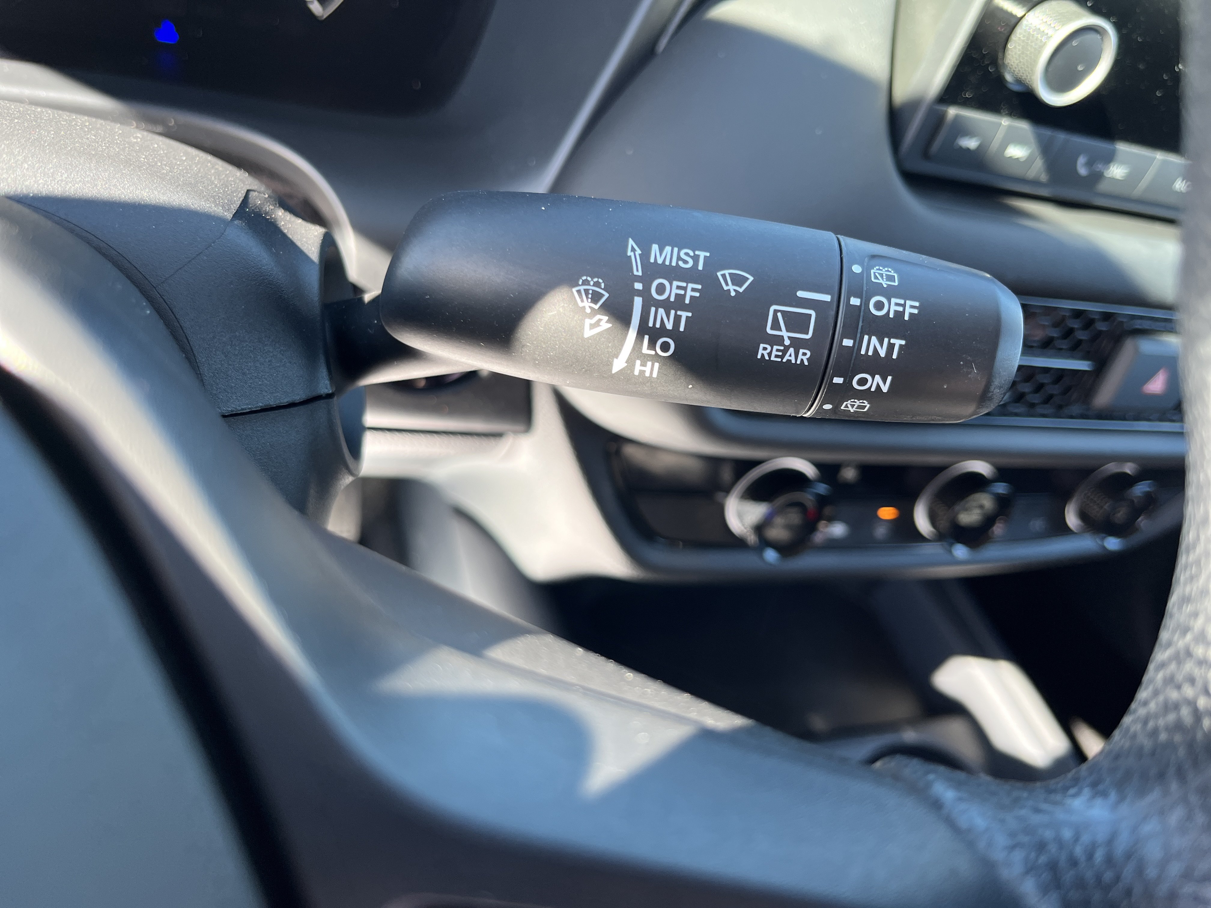 Certified 2025 Honda HR-V LX image 24