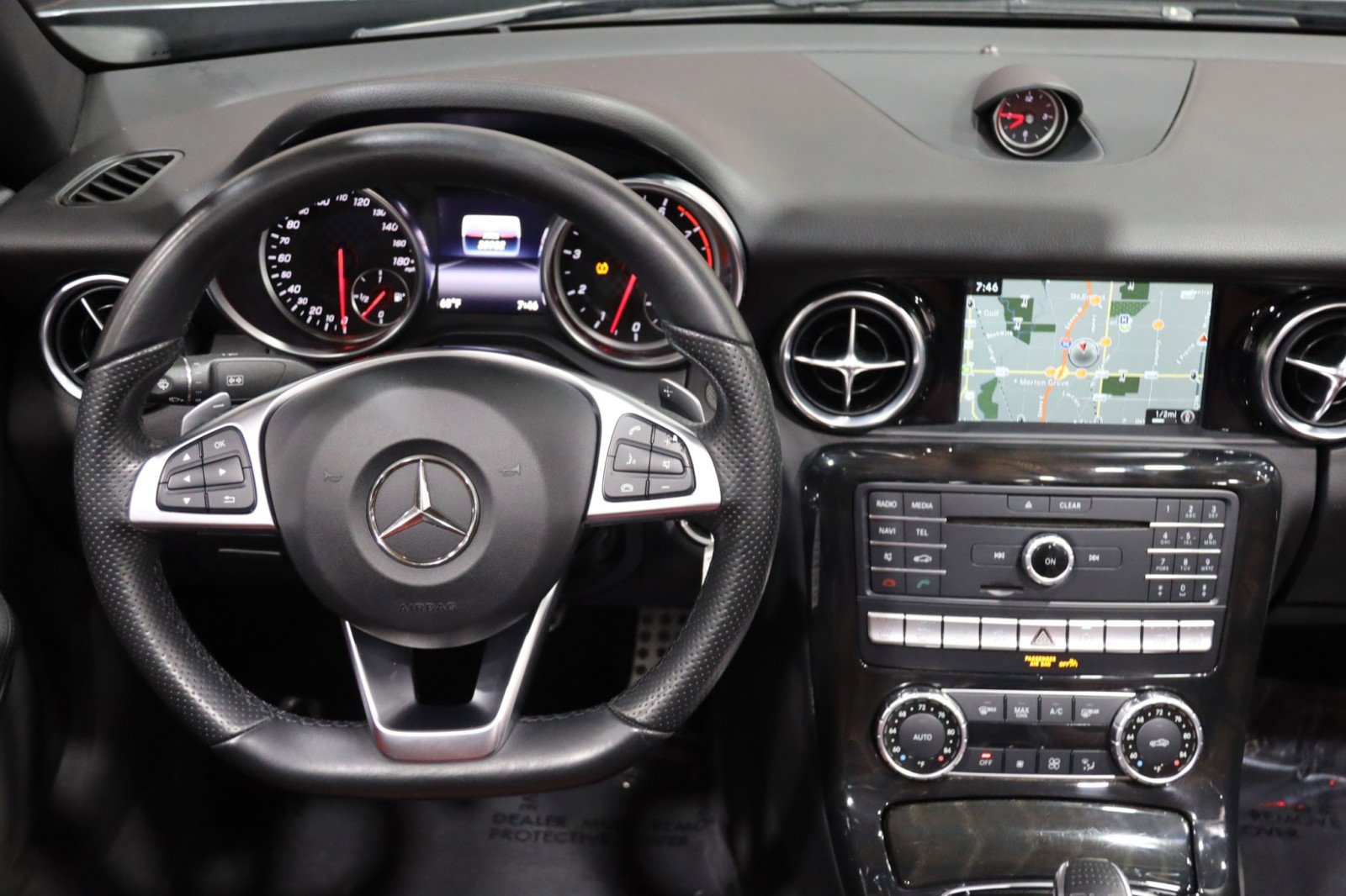 Used 2017 Mercedes-Benz SLC 43 AMG image 45