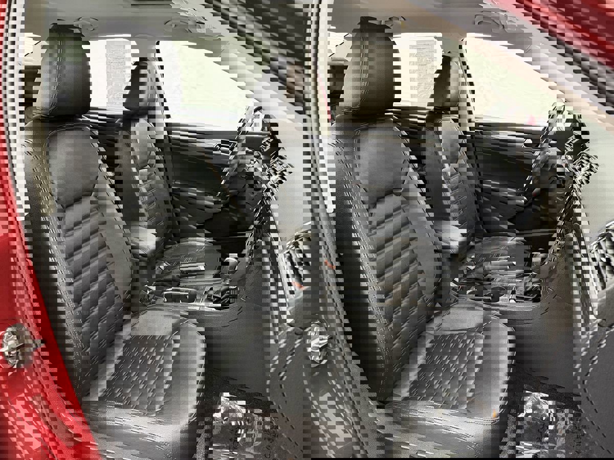 Used 2016 Volkswagen Passat 1.8T SEL Premium image 25