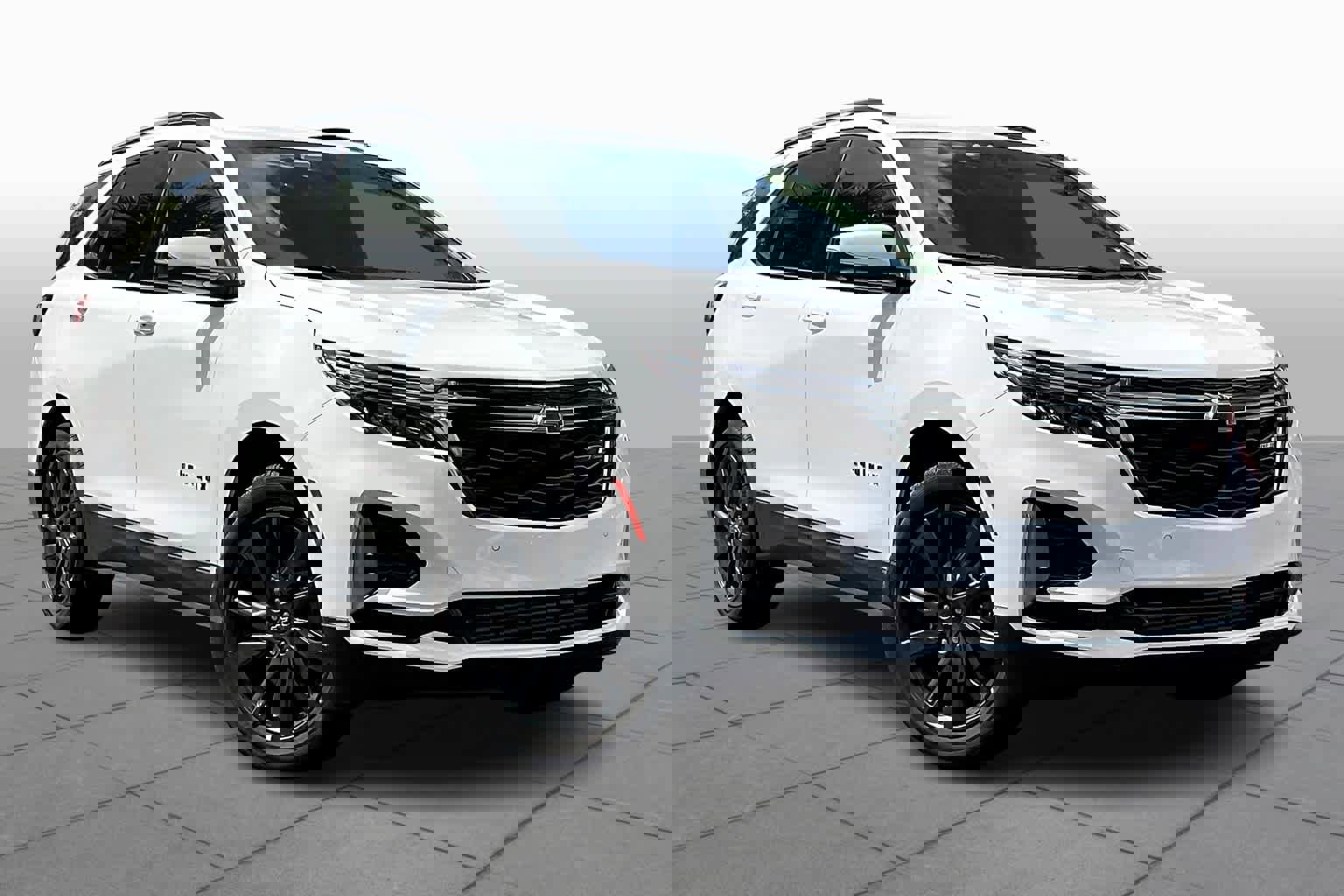 Used 2023 Chevrolet Equinox RS w/ RS Leather Package image 3