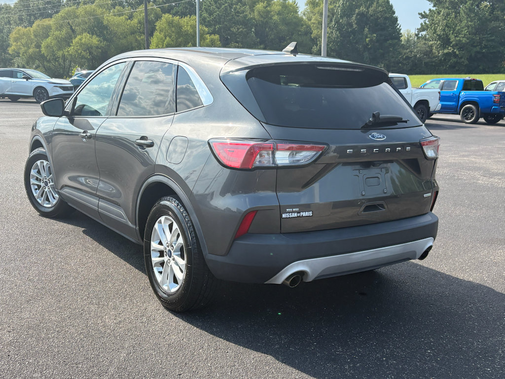 Used 2020 Ford Escape SE FWD image 9