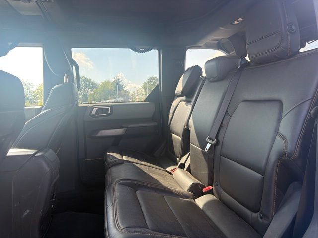 Used 2023 Ford Bronco Badlands w/ Sasquatch Package AWD/4WD image 16
