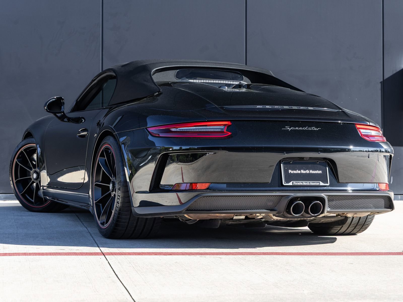 Used 2019 Porsche 911 Speedster image 10