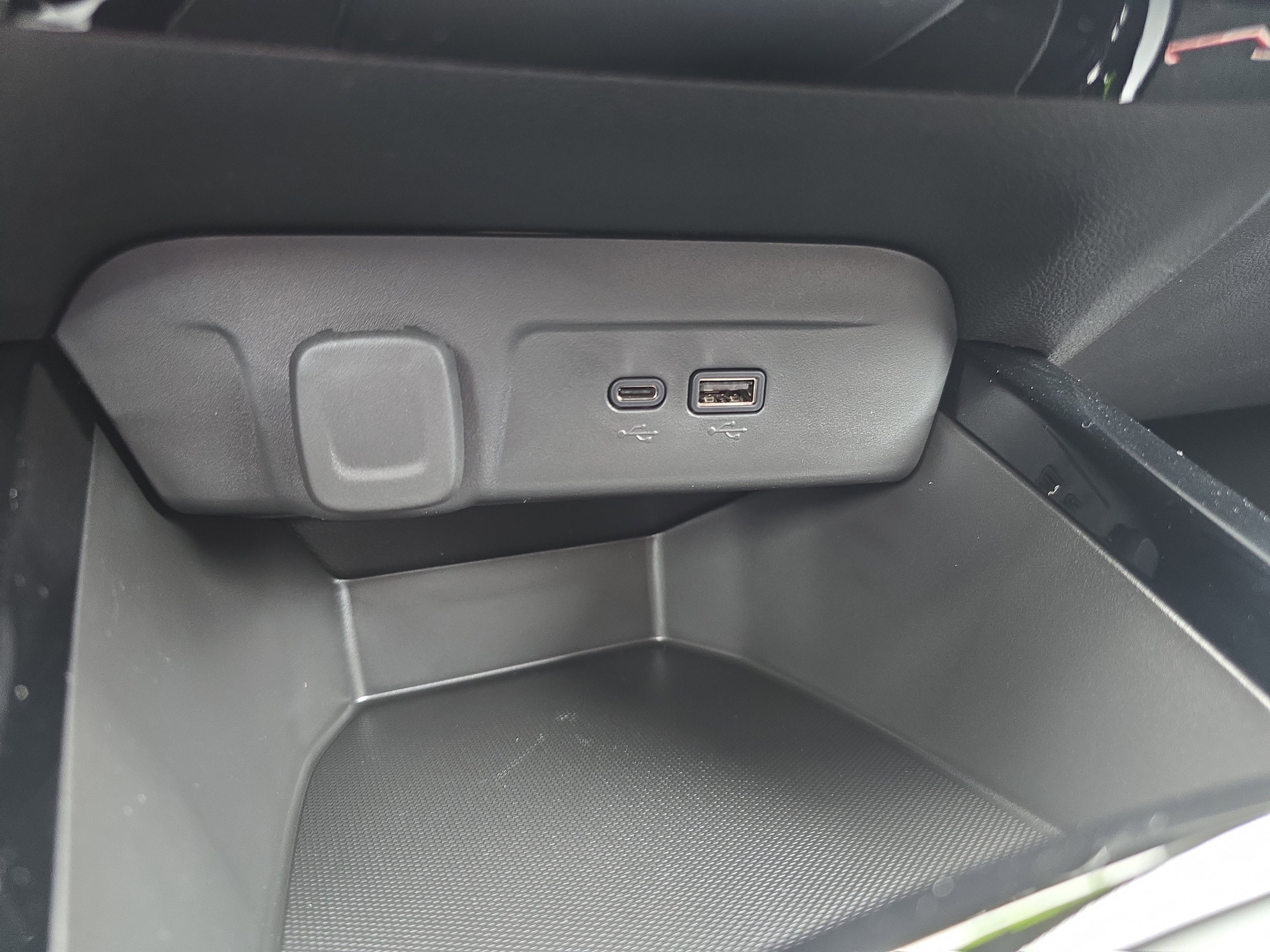 New 2026 Chevrolet Trax RS image 31