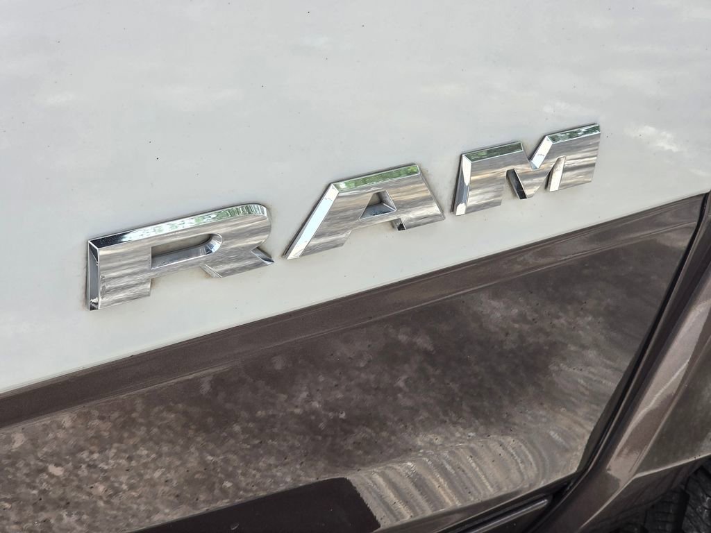 Used 2024 RAM 2500 Limited w/ Towing Technology Group image 60