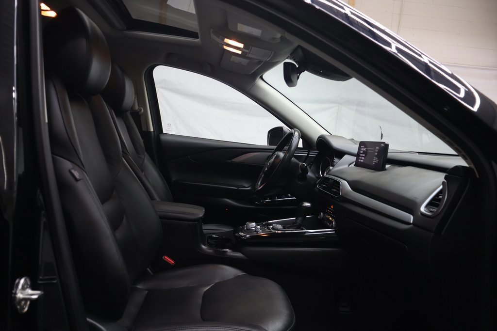 Used 2021 MAZDA CX-9 Touring w/ Touring Premium Package image 10