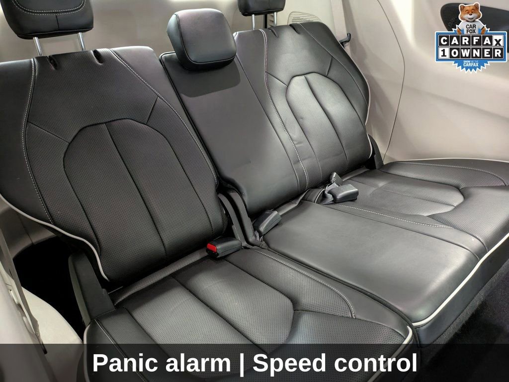 Used 2022 Chrysler Pacifica Limited FWD image 33