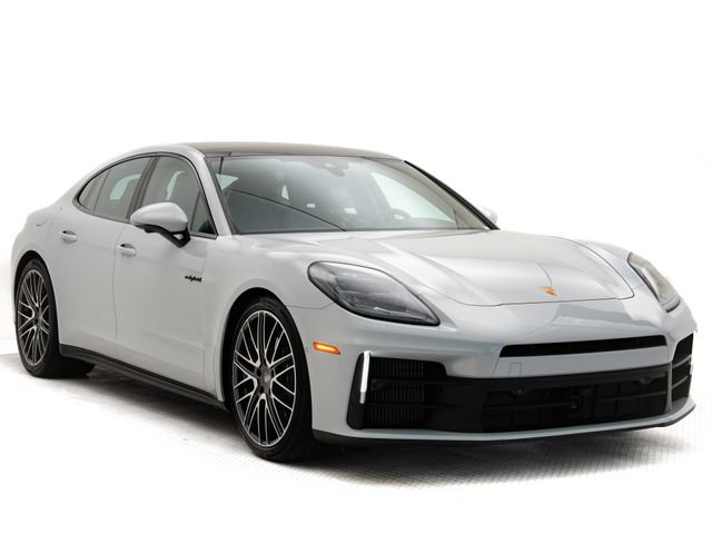 Certified 2025 Porsche Panamera 4 E-Hybrid AWD/4WD image 31