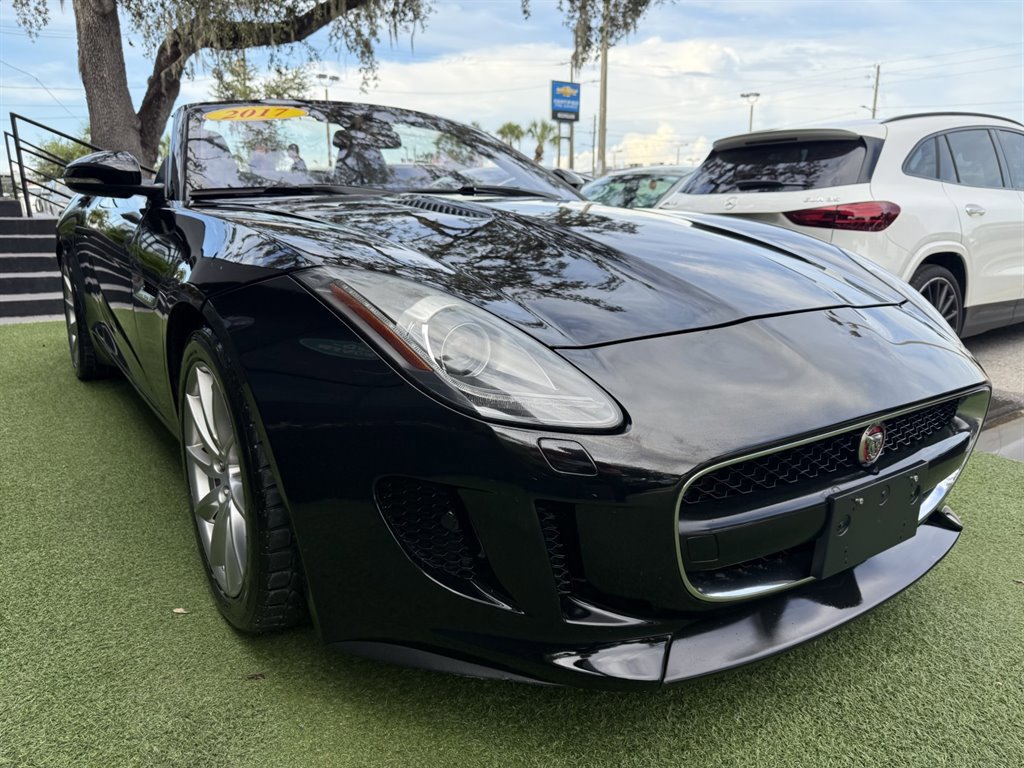 Used 2017 Jaguar F-TYPE Convertible image 3