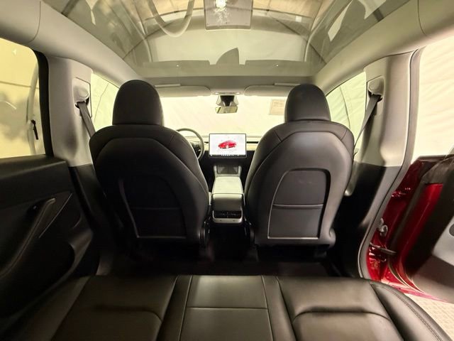 Used 2024 Tesla Model Y Long Range image 28