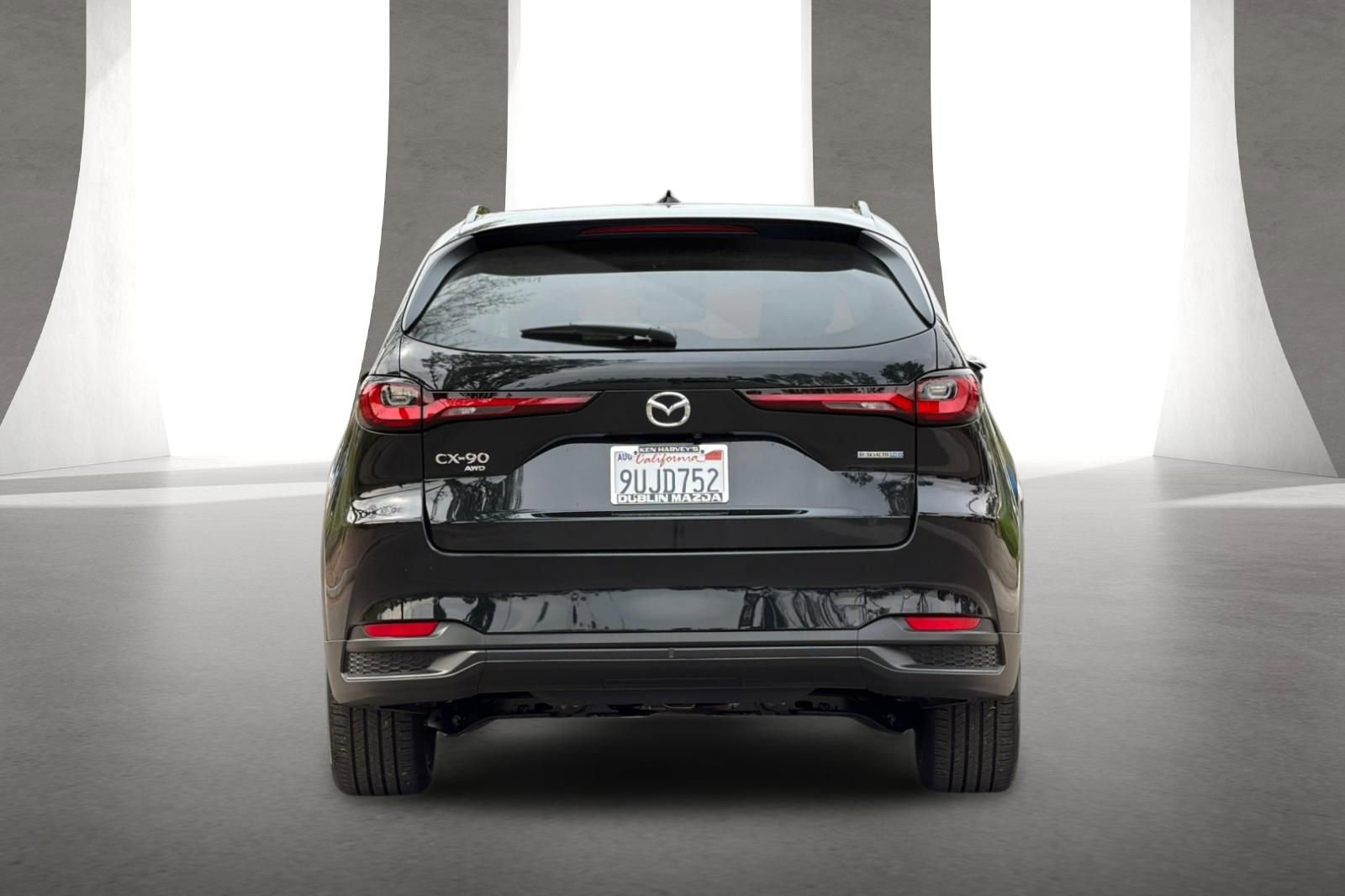 Certified 2025 MAZDA CX-90 Plug-In Hybrid w/Premium Sport image 5