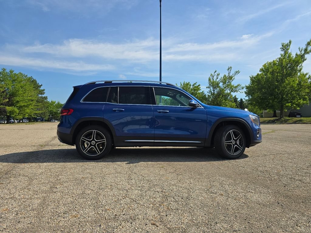 New 2026 Mercedes-Benz GLB 250 4MATIC image 17