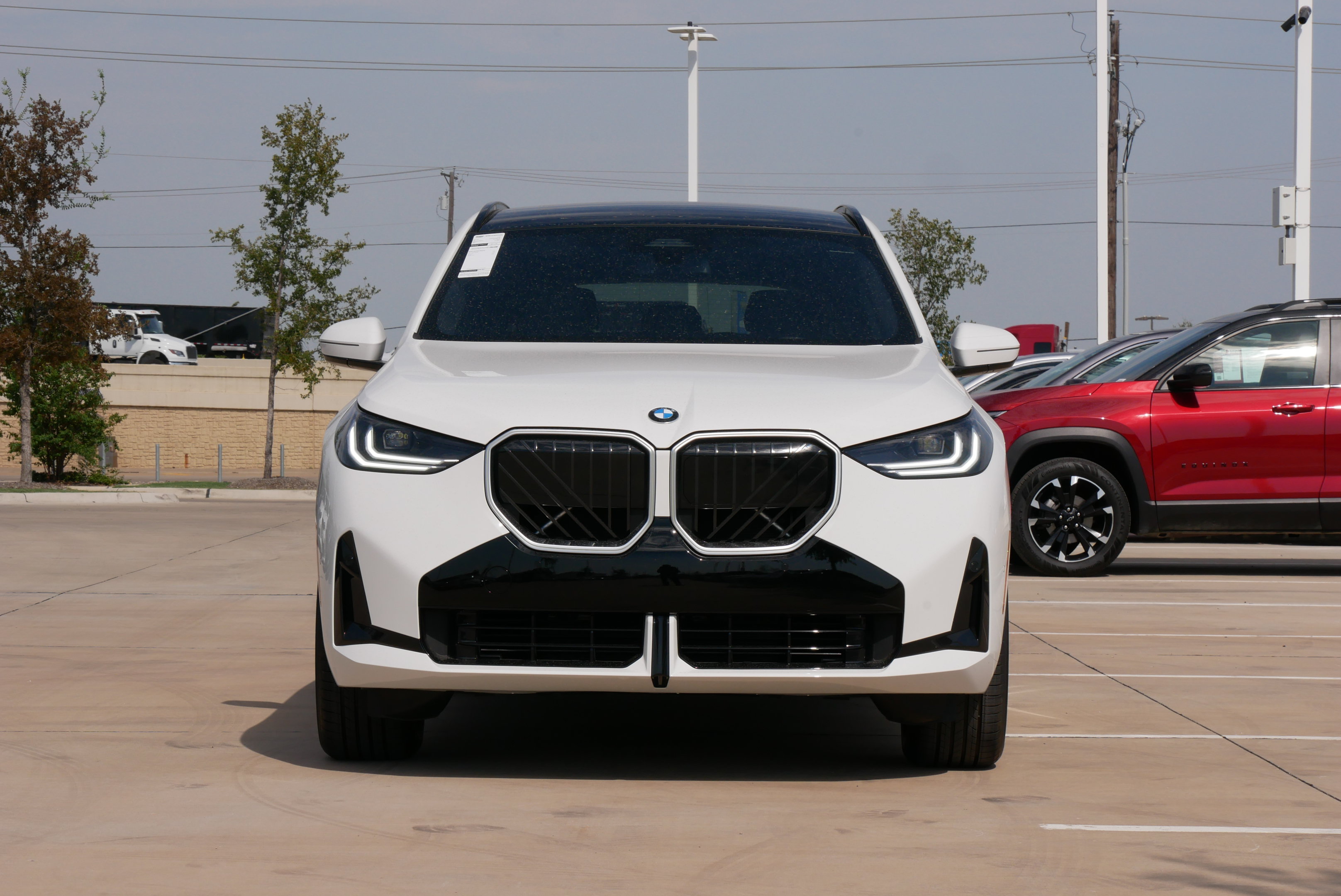 New 2026 BMW X3 xDrive30i w/ M Sport Package AWD/4WD image 2