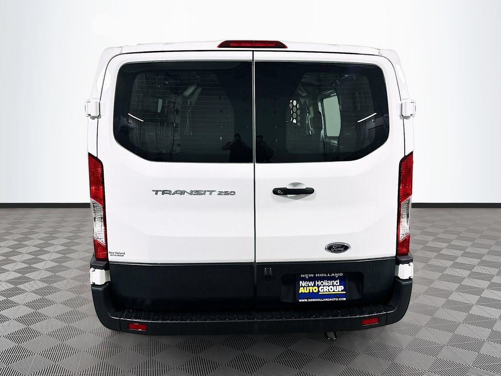 Used 2025 Ford Transit 250 Low Roof w/ Exterior Upgrade Package RWD image 6