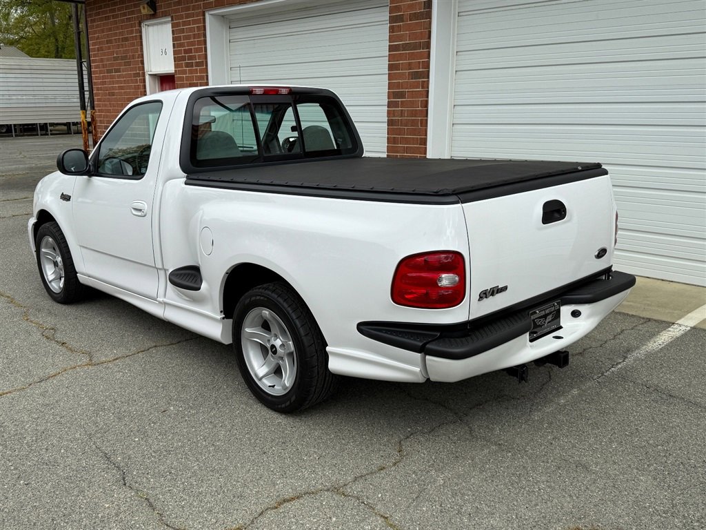 Used 1999 Ford F150 Lightning image 20