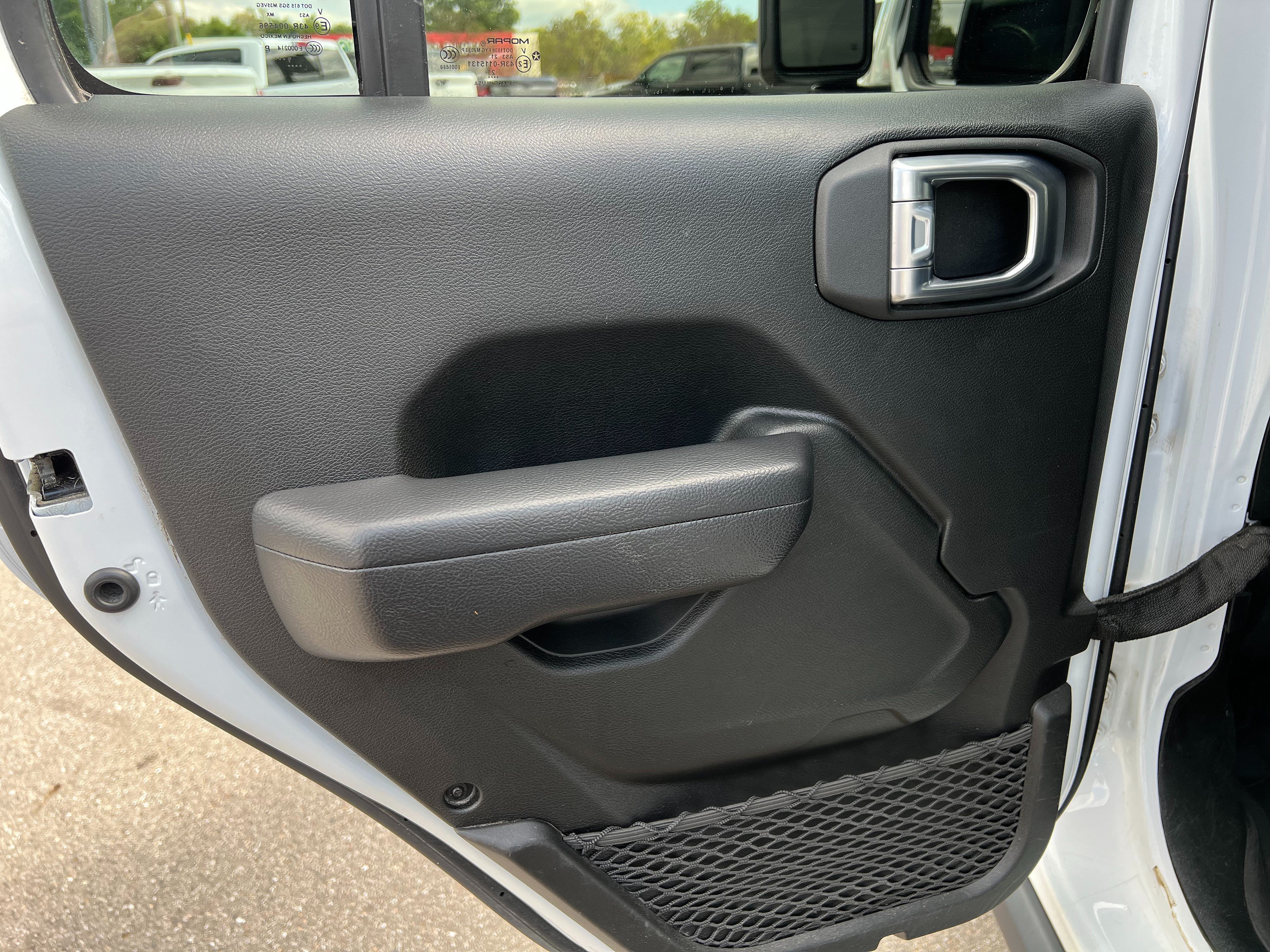 Used 2022 Jeep Gladiator Mojave AWD/4WD image 20
