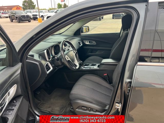 Used 2017 Chevrolet Equinox LT w/ Convenience Package image 10