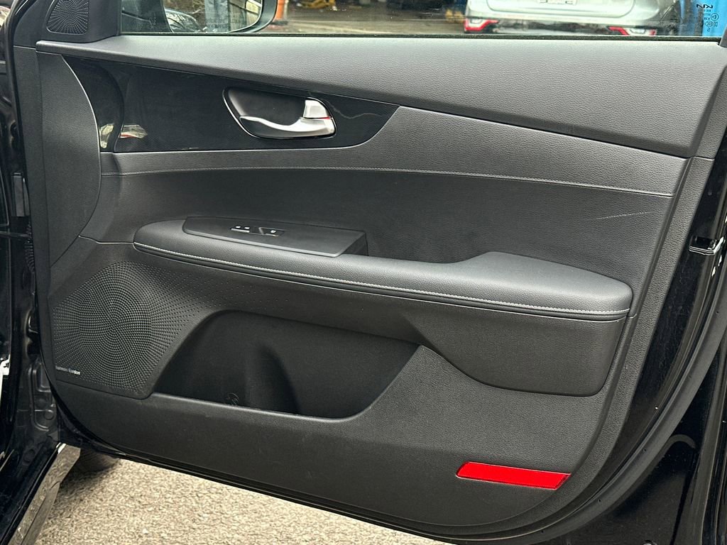 Certified 2023 Kia Forte GT-Line w/ GT-Line Premium Package image 13